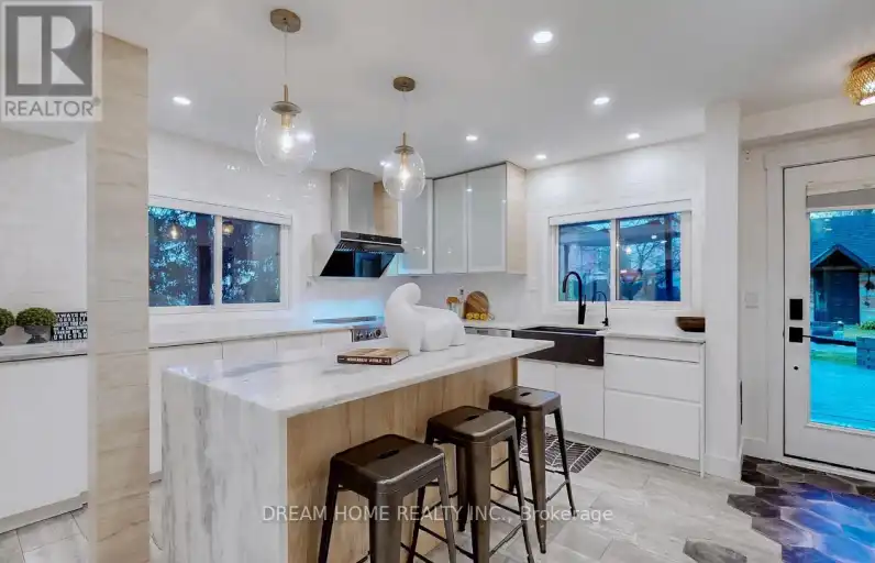 UPPER - 160 OLDE BAYVIEW AVENUE | UPPER - 160 OLDE BAYVIEW AVENUE, Richmond Hill | 3029328