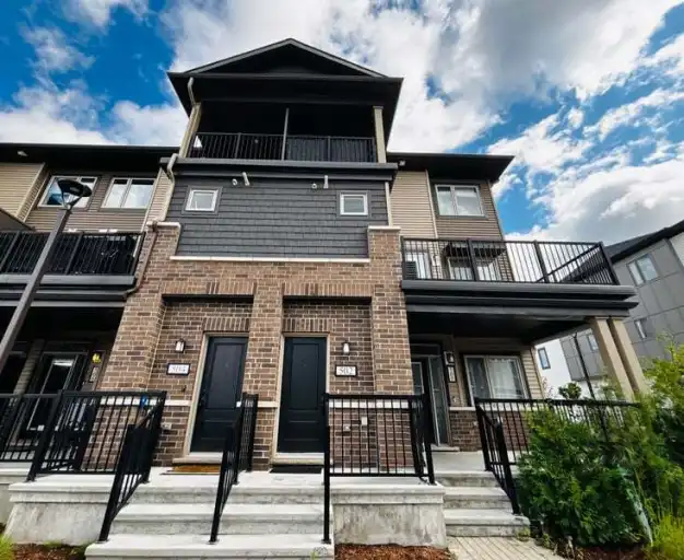 500 Pilot Private | 500 Pilot Private, Ottawa | 3022828
