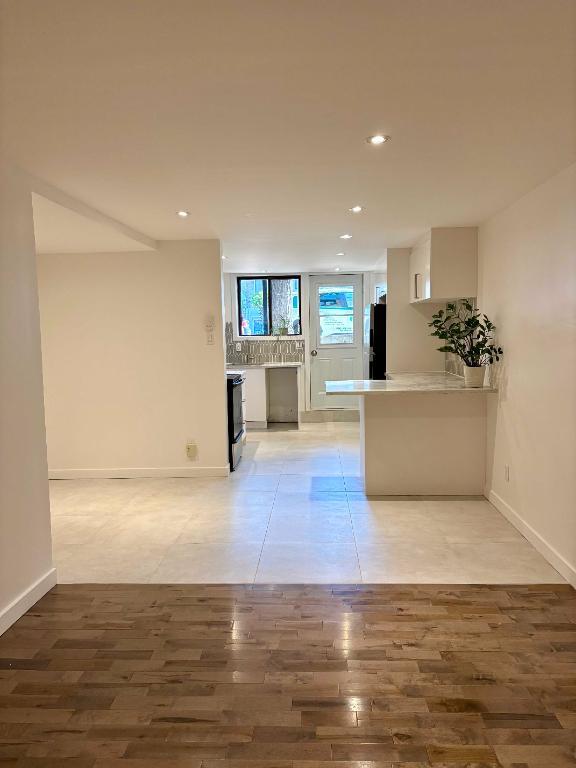 3 1/2 Villeray - (Electros inclus) - Bachelor | 3023555