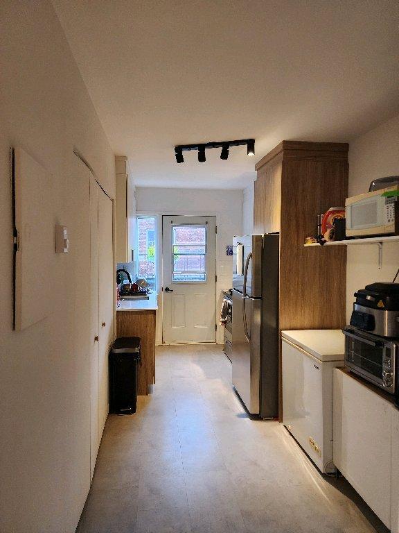Grand 4 ½ à louer, 900 pi² – Cession de bail, dispo 1er octobre | 3023570