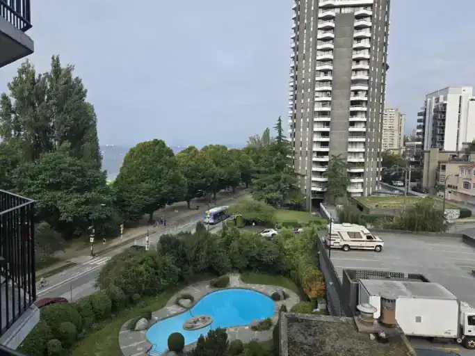 $2,400 / 1br - 540ft2 - A bright and spacious renovated 1bed (Vancouver) | 1011 Beach Avenue, Vancouver | 3023801