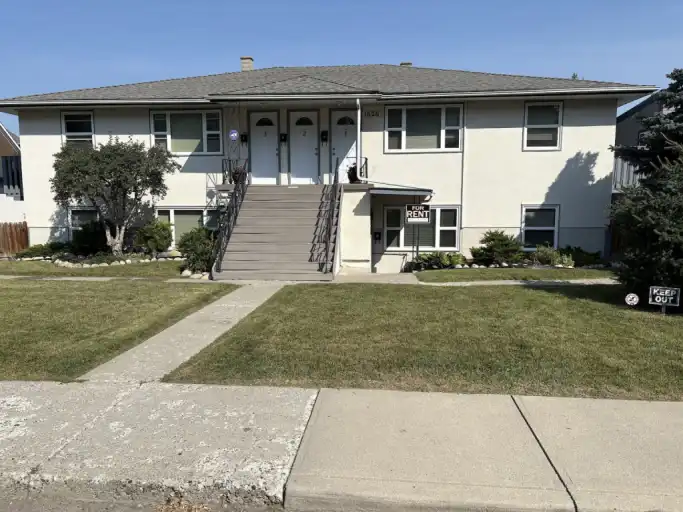 Two Bedroom suite. Prime location. | 4 - 1626 28 Avenue Southwest, Calgary | 3023860