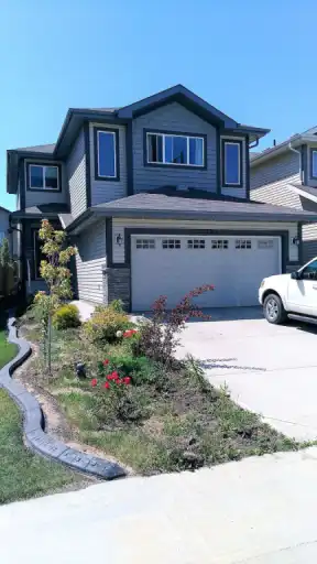 2-Story 3 beds 2.5 bath double garage single home in Rutherford SW | Edmonton | 3023896