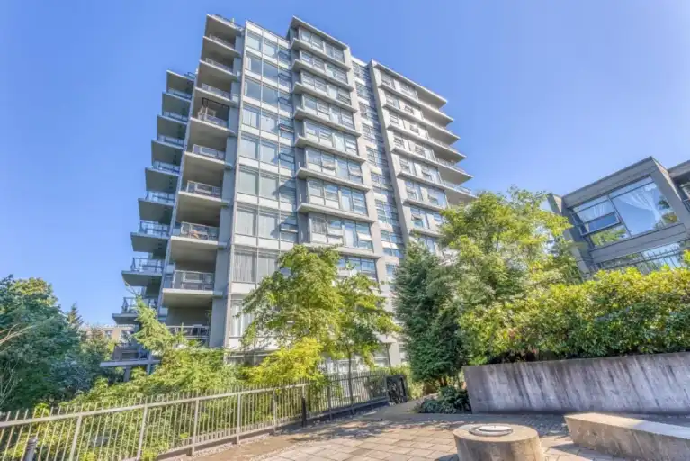 Altaire | 9222 University Crescent, Burnaby | 3025161