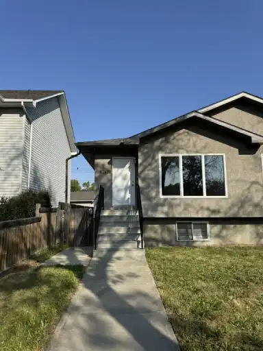 Family-Friendly 3 Bedroom Main Floor w/ Private Yard | 12121 124 Street, Edmonton | 3025224