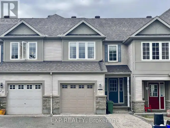 27 KIRKSTONE PRIVATE | 27 KIRKSTONE PRIVATE, Ottawa | 3025839