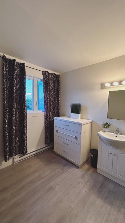 CHAMBRE À LOUER / | 3029752