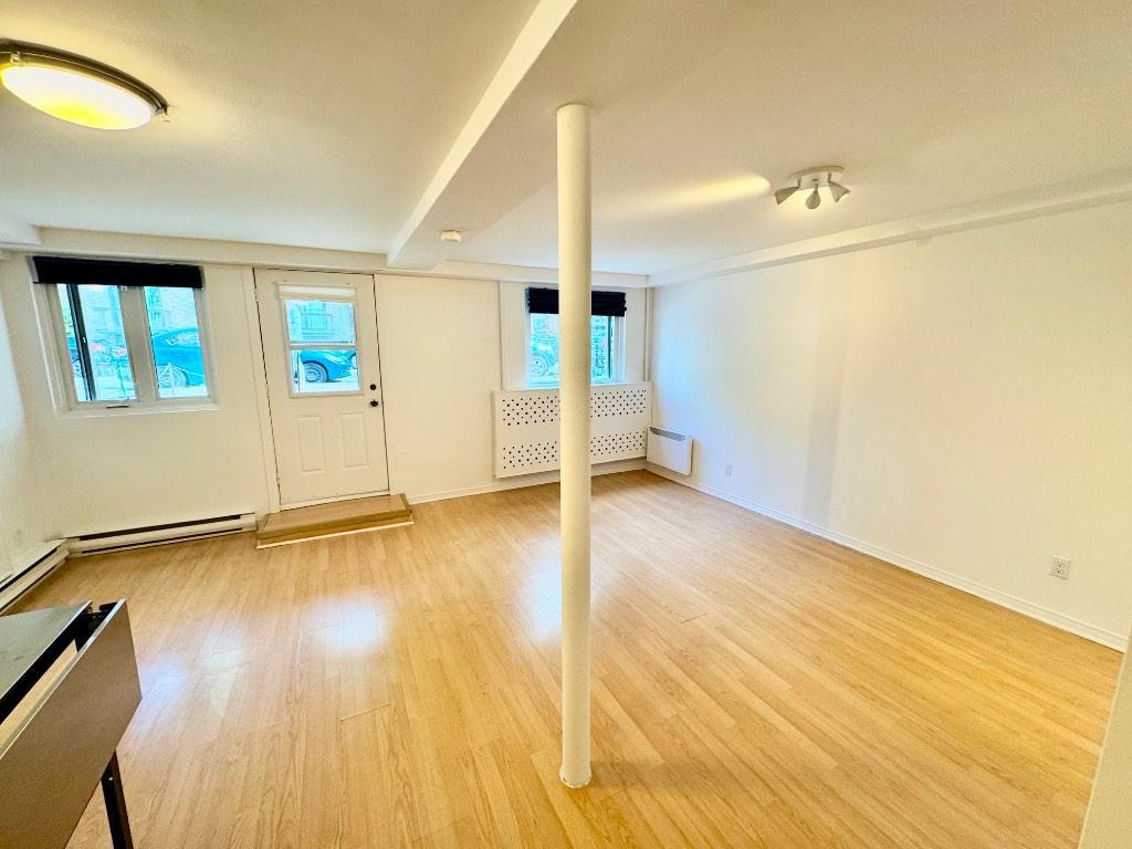 3 ½ modernisé en demi-sous-sol – électros NEUFS – | 3029774