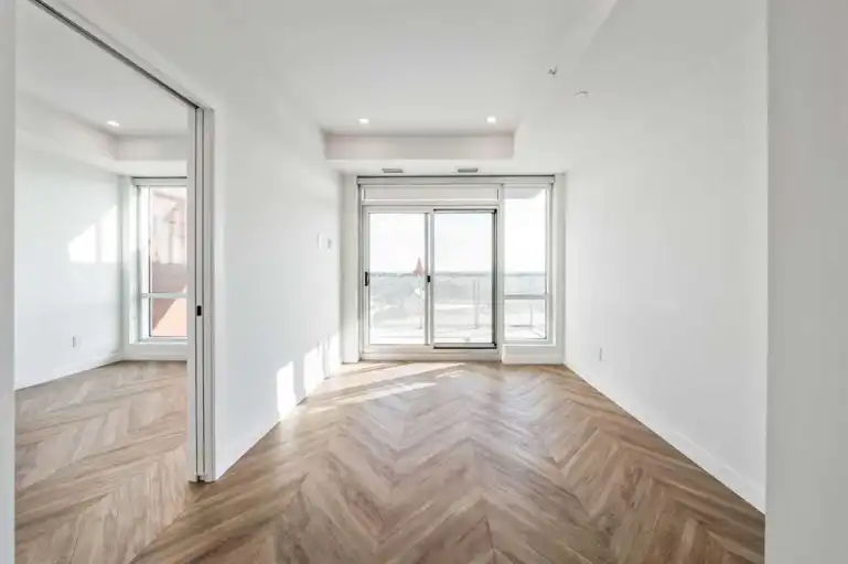 408 Gateway East | 8445 Broadcast Avenue Southwest, Calgary | 3030097