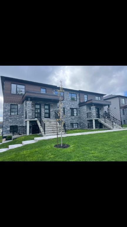 condo 5 1/2 à louer situé à farnham | 3030198