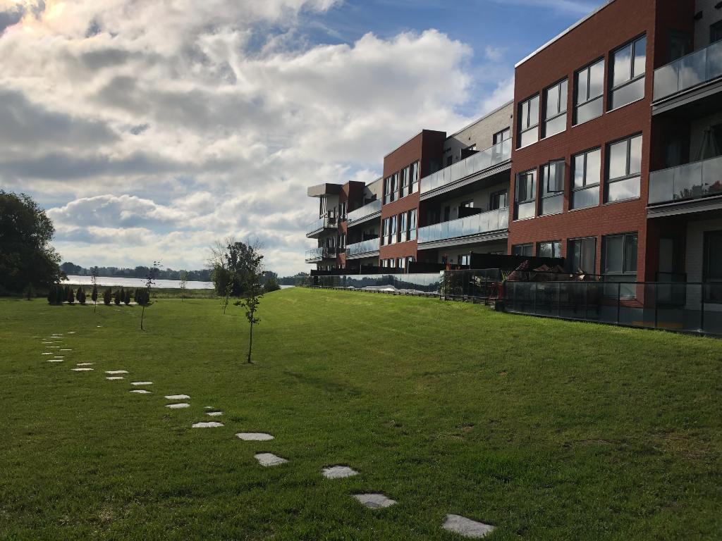 Condo 2 chambres et 2 salles de bain | 3030223
