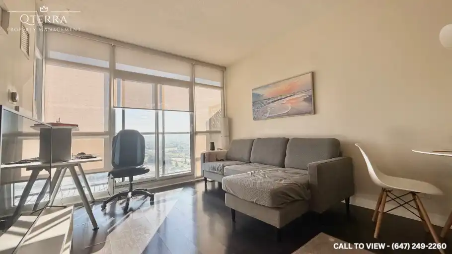 120 Jackson St W, Hamilton, Ontario L8P 0A4 | 120 Jackson Street West, Hamilton | 3030376