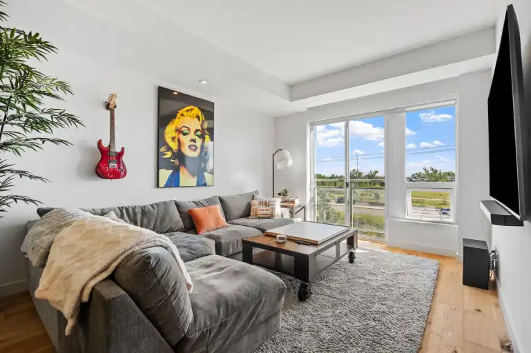 Stylish Condo in the heart of Calgary. | 311 - 63 Inglewood Park Southeast, Calgary | 3030486