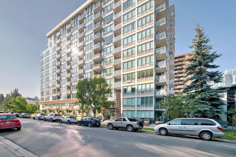 Bright & Spacious 2-Bedroom Condo at CALLA – Downtown Living at Its Best! | 405 - 626 14 Ave SW, Calgary | 3030490