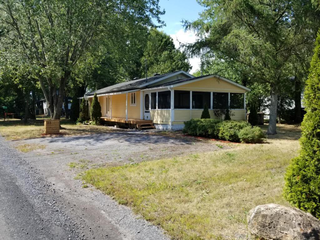 Maison rénovée à louer – Sainte-Anne-de-Sabrevois | 3030546