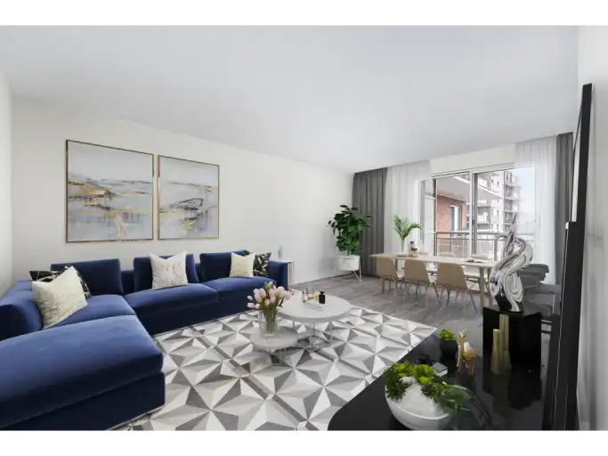 190 Queen Street South | 190 Queen Street South, Mississauga | 3030692