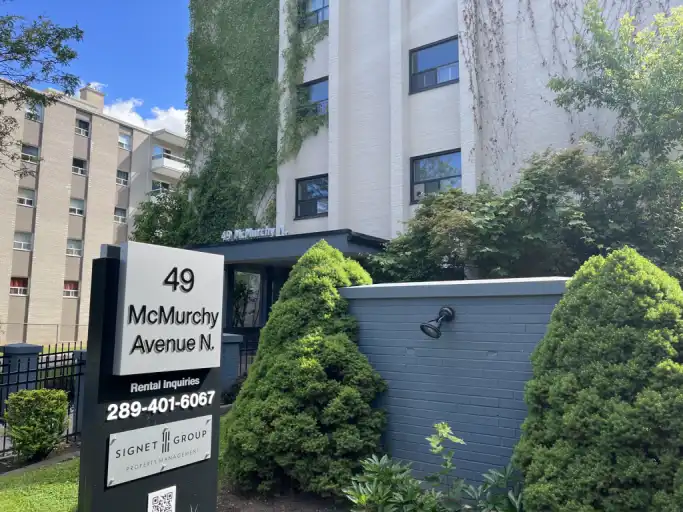 49 McMurchy Avenue North | 49 MCMURCHY AVE N, Brampton | 3030886