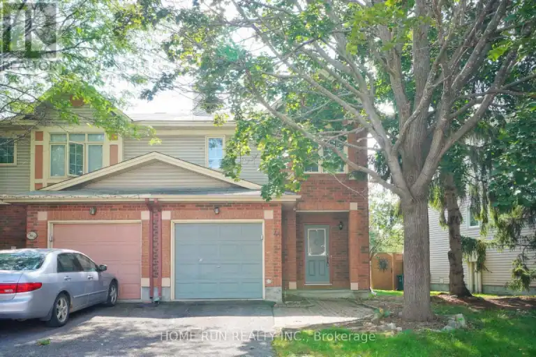 44 BANCHORY CRESCENT | 44 BANCHORY CRESCENT, Ottawa | 3030984