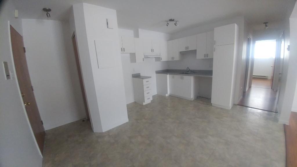 4½ à St-Romuald (Lévis) | 3032130