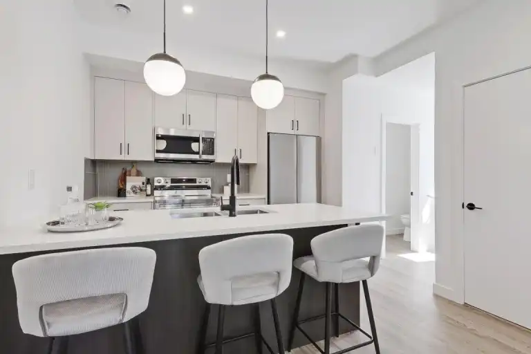Banff Trail - The Third | 2610 23 Street Northwest 102, Calgary | 3048734