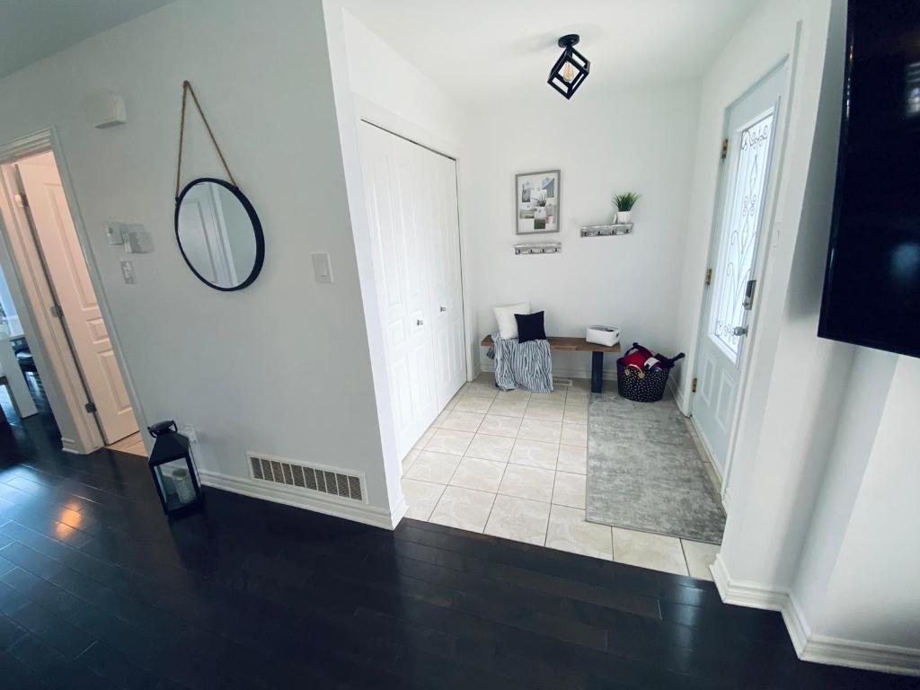 Semi Détaché à Louer Totalement repeint | 3032549