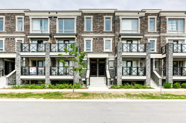 DUNSHEATH | 11 Dunsheath Way, Markham | 3034118