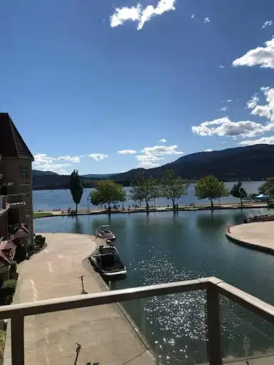 Sunset Waterfront Beautiful view of Okanagan Lake | 306 - 1128 Sunset Drive, Kelowna | 3034197