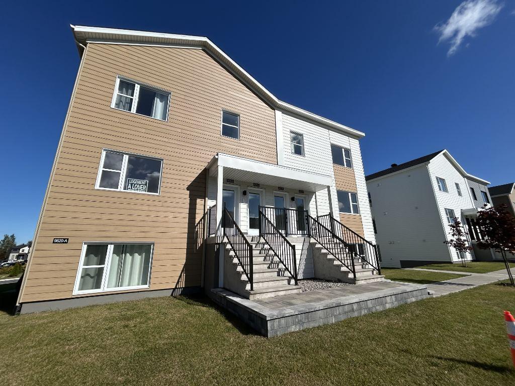 Condo locatif neuf 4 1/2 secteur Charny, 3e étage pour octobre 2025 | 3034330