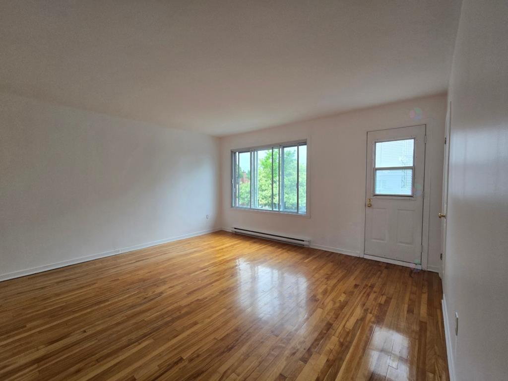Spacieux 3 chambres proche de tout Montréal-Nord 1700$/mois - appartement / logement à louer | 3036088