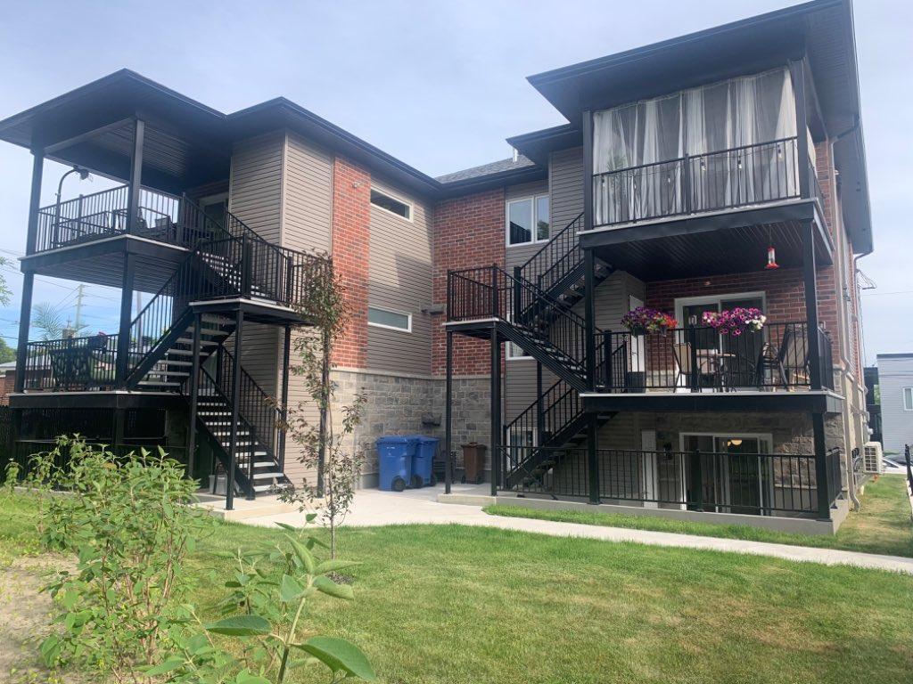 Logement /appartement style condo | 3036093