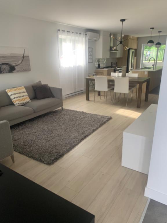 Logement /appartement style condo | 3036093