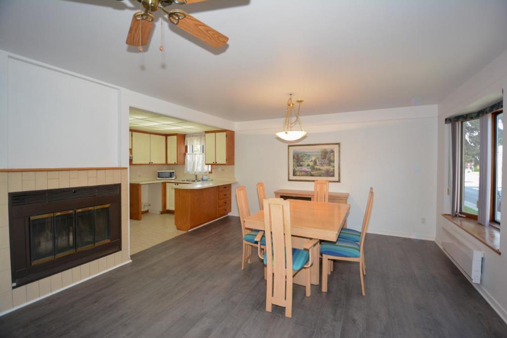 LIBRE -- Magnifique et grand 4 1/2 semi-meublé à Anjou | 3036098
