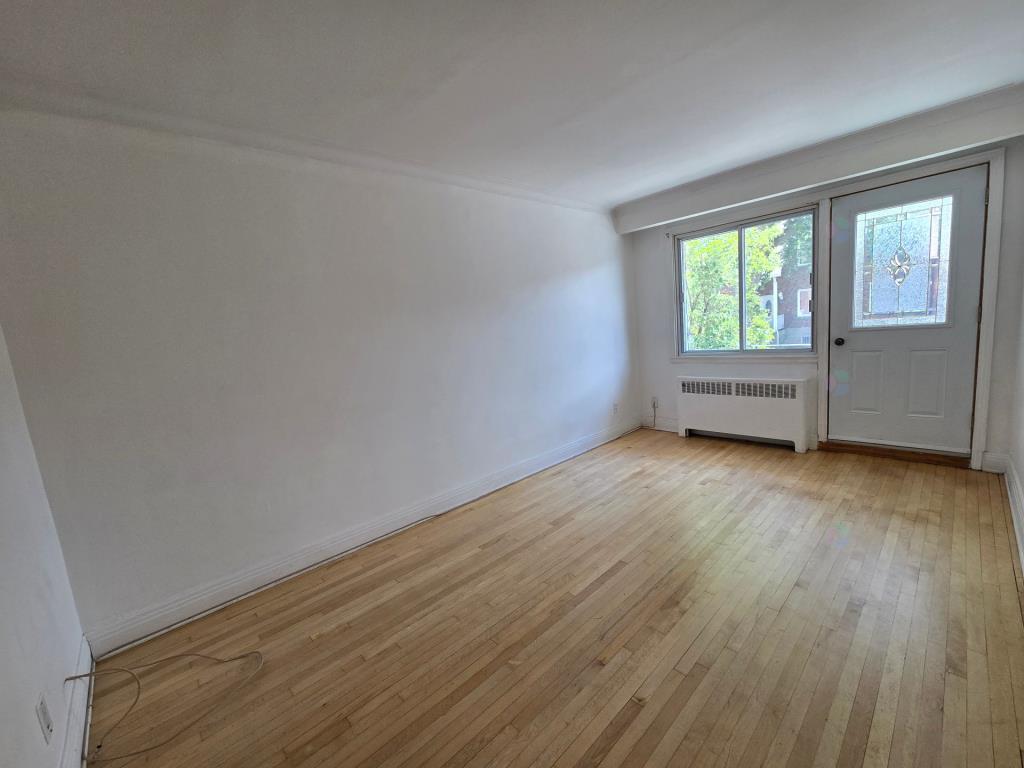 Parc-Extension 5 1/2 chauffé Disponible maintenant 1850$/mois | 3036099