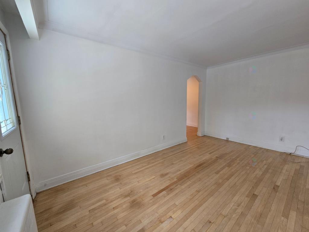 Parc-Extension 5 1/2 chauffé Disponible maintenant 1850$/mois | 3036099