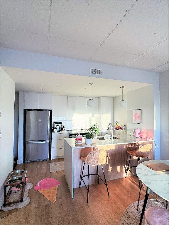 Brossard | 8405 Place St Charles | Projet récent | 9me étage | Tous les services inclus | 3036388