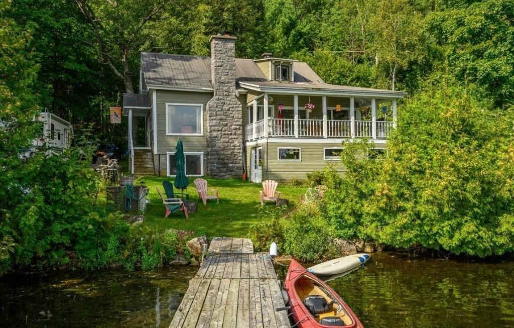 Chalet à louer Laurentides, St-hippolyte | 3036409