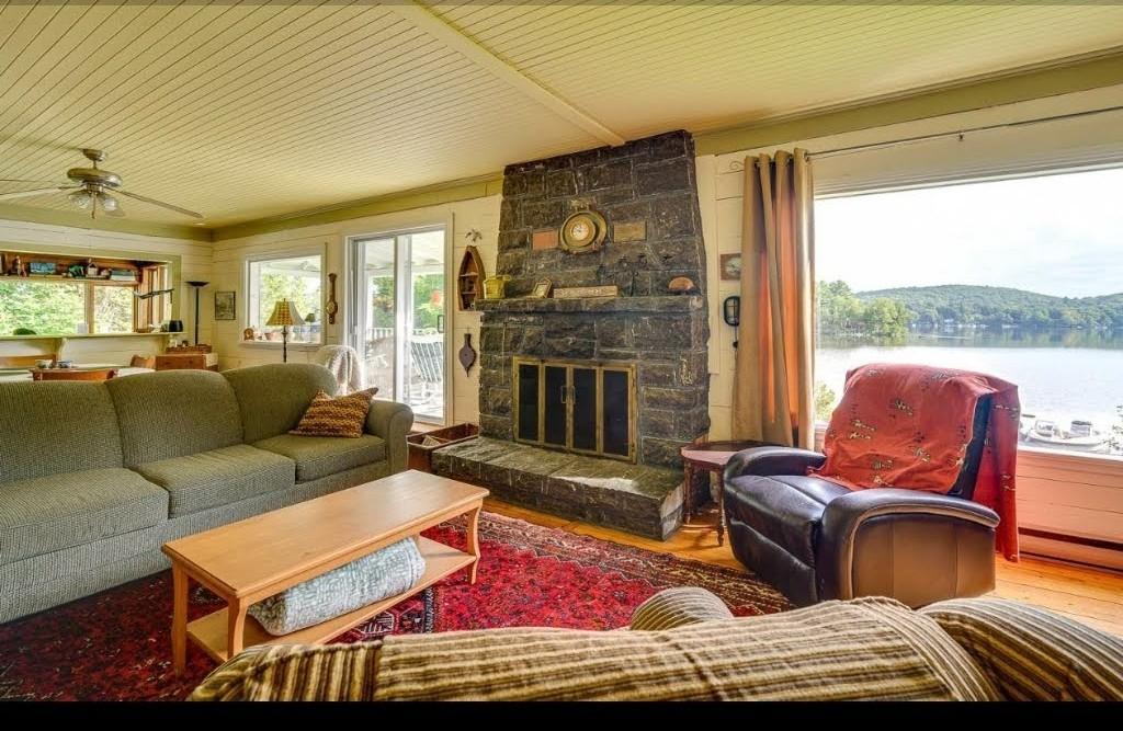 Chalet à louer Laurentides, St-hippolyte | 3036409