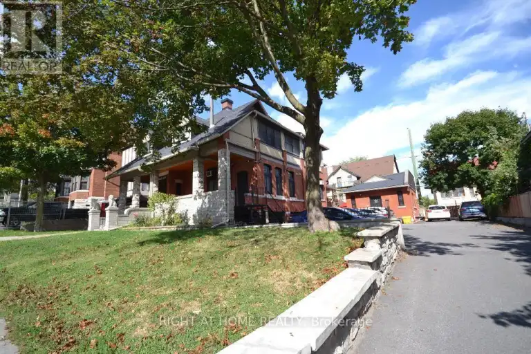 101 - 17 MARLBOROUGH AVENUE | 101 - 17 MARLBOROUGH AVENUE, Ottawa | 3036530