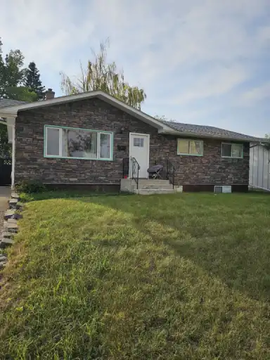 Renovated House in Haysboro | Calgary | 3037808