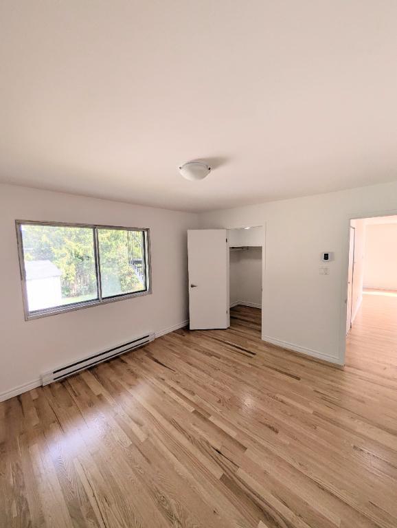 Grand 4½ à louer | 3037895