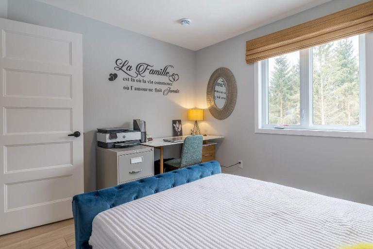 2 CH - 1 SDB - Bromont - $1,800 /mo | 3037896