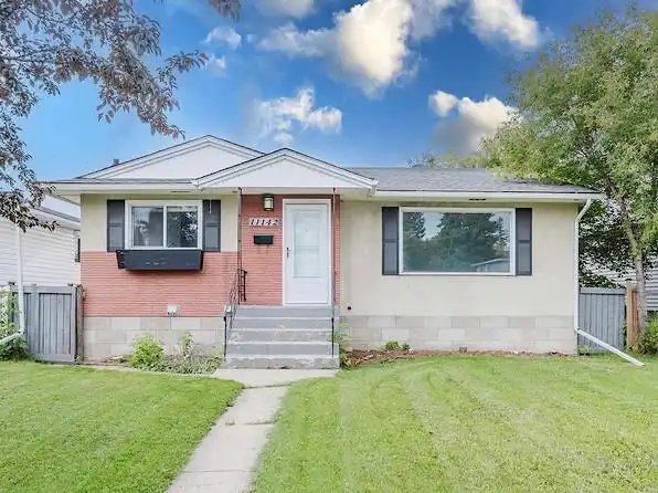 Bright 2/3 Bedroom Suite for Rent in Beautiful Highlands | 11142 50 Street Northwest, Edmonton | 3071167