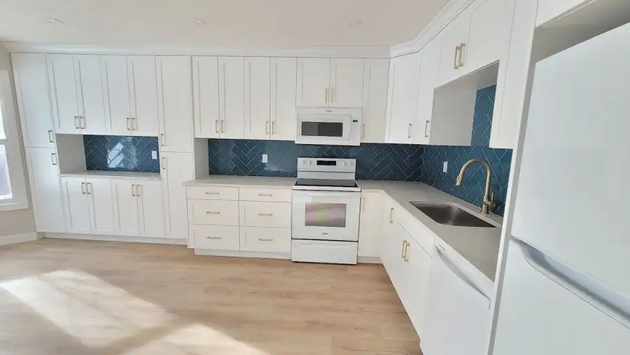 Newly Renovated 3 bedroom townhome with 2 full baths and 2 half baths | Calgary | 3044497