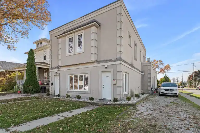 Duplex for rent at 1501 Elsmere Avenue | 1501 Elsmere Avenue, Windsor | 3038318