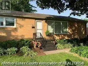3188 Woodland | 3188 Woodland, Windsor | 3042015