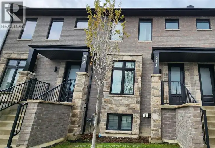 953 WALKER ROAD | 953 WALKER ROAD, Windsor | 3042029