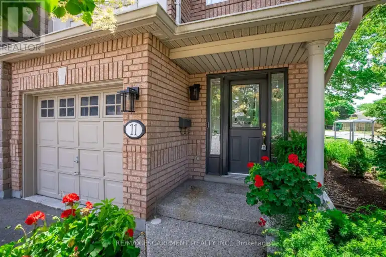 11 - 1050 GRAND BOULEVARD | 11 - 1050 GRAND BOULEVARD, Oakville | 3042146
