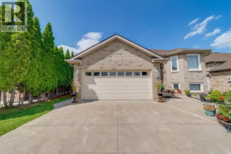 1078 IMPERIAL | 1078 IMPERIAL, Windsor | 3042233
