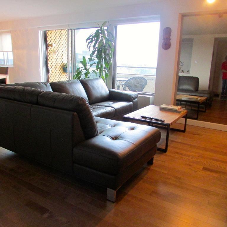 Grand condo vue sur le fleuve et le chateau meuble chauffé | 3042352