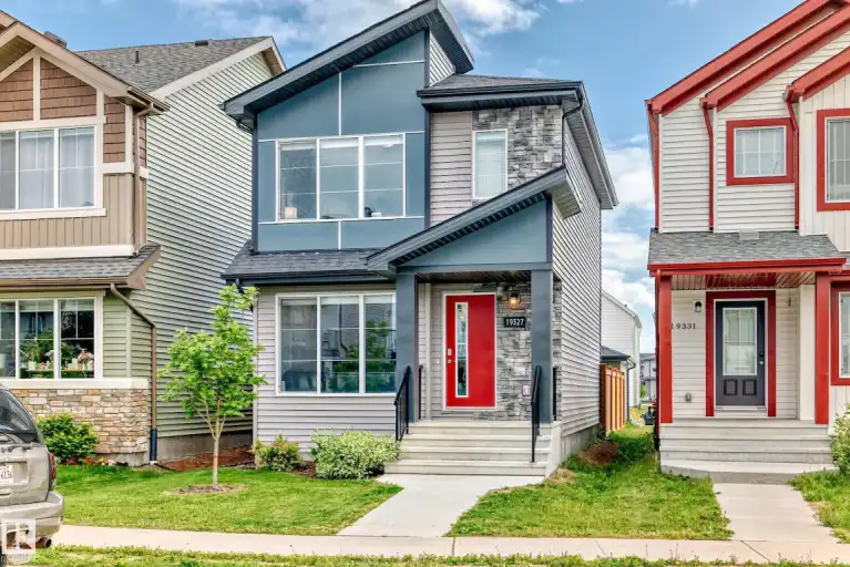 3 Bedroom , 3.5 Bathroom house and a Fully finished basement , Move in ready | 19327 27 Avenue Northwest, Edmonton | 3050703